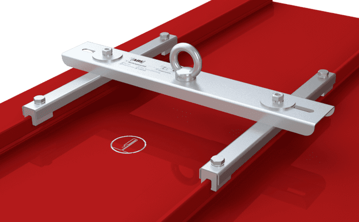Image showing an anchorage device for workers working high-up. Our ABS-Lock- Falz IV Klip is permanently clamped onto the seam
