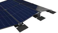 Illustration de l’infrastructure ABS BASE Fusion avec patchs bitume et modules solaires